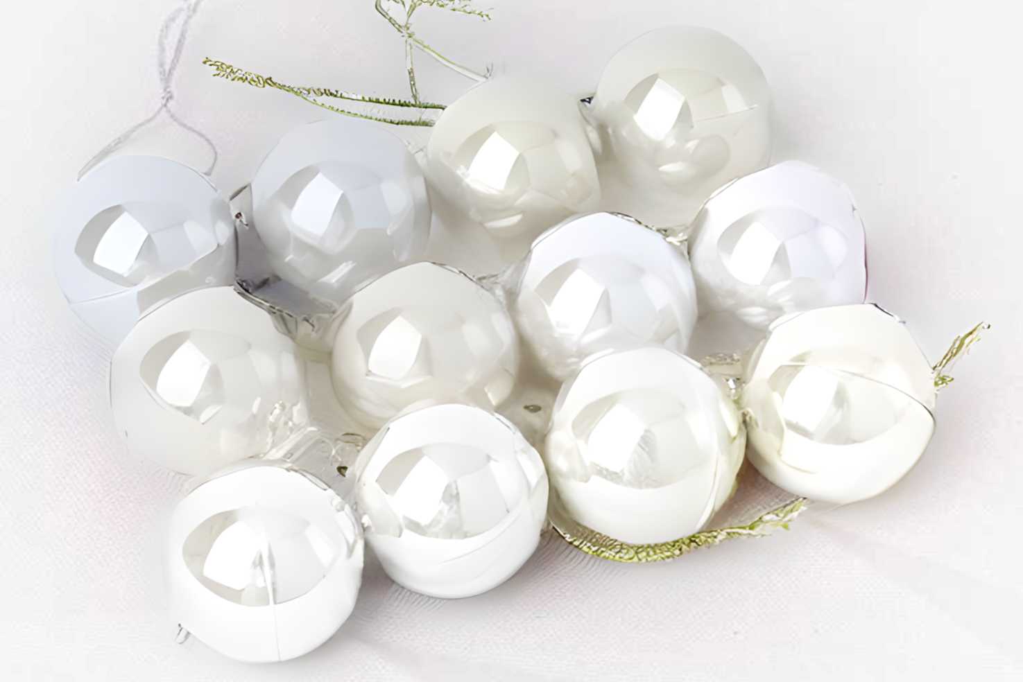 Σετ Χριστουγεννιάτικες μπάλες - 8cm - 12pcs - 326048 - White - Image 2